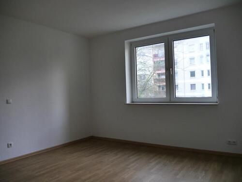 Foto - Schöne 2-Zimmer-Wohnung mit Tageslichtbad & Gäste-WC in Offenbach zu vermieten