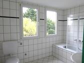 Foto - Geneicken, schöne 2,5-Zimmerwohnung in einem 4-Parteienhaus