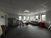 Foto - Helle Bürofläche in Höchberg unterzuvermieten
