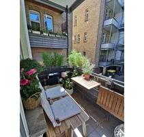 Stuttgart-West: Wunderschöne 2-ZW mit Balkon - 56 m² - 1015 € WM