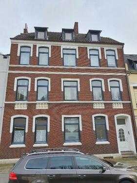 Foto - 3-ZKB-Wohnung im 2. OG Gäste-WC, Einbauküche Kühlschrank