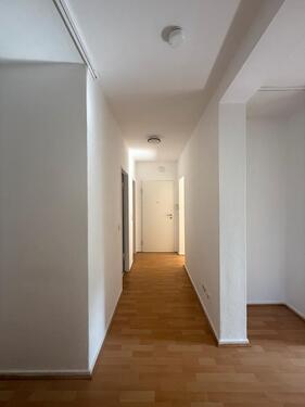 Foto - Schöne 3 Zimmer-Wohnung mit Balkon! Sofort bezugsfrei.