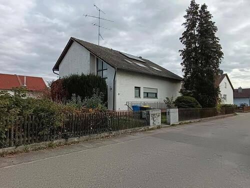 Foto - Einfamilienhaus Privat Zeitnah - 345.000,00 EUR Kaufpreis, ca.  150,00 m²