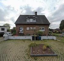 Freistehende Immobilie mit großem Grundstück - Emmerich am Rhein