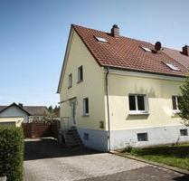 Zentral gelegenes Einfamilienhaus DHH mit Garage, Garten - Bexbach