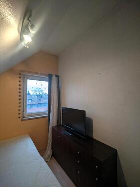 Foto - Dachgeschosswohnung ab sofort verfügbar