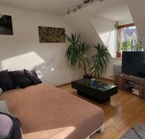 Geräumige, wunderschöne 5-ZiKB. DG-Wohnung mit Südterrasse - Augsburg Haunstetten-Siebenbrunn