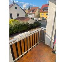 Helle 3-Zimmer Wohnung mit Balkon | zentrale Lage - Leonberg