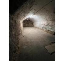 Abstellraum zu vermieten - 238,00&nbsp;EUR Kaltmiete, ca.&nbsp; 45,00&nbsp;m&sup2; in Gimbsheim (PLZ: 67578)