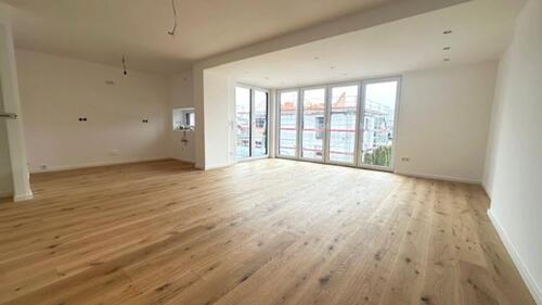 Foto - Moderne 4-Zimmer-Wohnung in zentraler Lage von Neuburg – kernsaniert & hochwertig ausgestattet