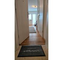 Neu sanierte, voll möblierte Souterrain Whg ab sofort zu mieten! - Pentling