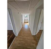 Bürofläche Bochum Linden - 1.550,00&nbsp;EUR Kaltmiete, ca.&nbsp; 9,00&nbsp;m&sup2; in Bochum (PLZ: 44795) Bochum-Südwest