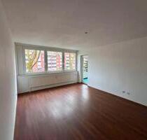 Helle 2.5 -Zimmer-Wohnung mit großem Balkon in ruhiger Lage - Gelsenkirchen Gelsenkirchen-Mitte