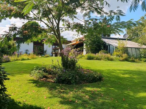 Foto - Bungalow mit Pool & Sauna auf traumhaftem Grundstück