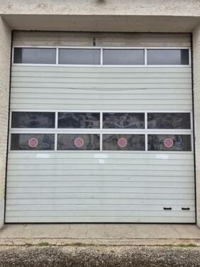 Foto - Winterstellplatz Garage in Halle für Fahrzeuge oder Geräte