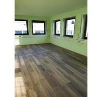 Gewerbeinmobilie BüroPraxis - 738,00&nbsp;EUR Kaltmiete, ca.&nbsp; 72,00&nbsp;m&sup2; in Mönchengladbach (PLZ: 41069) West