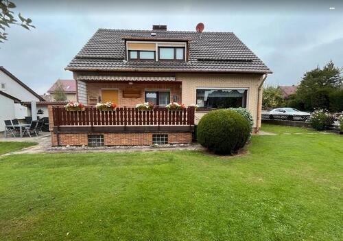Foto - 8 Zimmer Einfamilienhaus zum Kaufen in Staufenberg