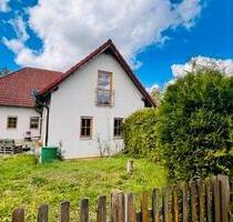 Charmantes kleines Haus mit Garten, Mansarde und Galerie - Amt Wachsenburg