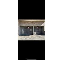 TG-Stellplatz mit Fernbedienung ggü. Le Marrakech - Hamburg Eppendorf