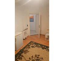 1 Zimmer in 3er Wg Stuttgart absofort zu vermieten - Esslingen am Neckar Pliensauvorstadt