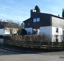 Charmante Doppelhaushälfte in München-Lochhausen