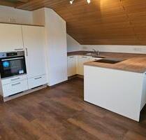 DG-Wohnung mit Balkon, neuer EBK & neuem Bad in Hünfeld-Rückers DG-Wohnung mit Balkon, neuer EBK & neuem Bad in Hünfeld-Rückers