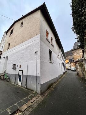 Foto - Haus ab April frei - 950,00&nbsp;EUR Kaltmiete, ca.&nbsp; 138,00&nbsp;m&sup2;