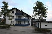 Foto - Grosse kernsanierte 3,5 Zimmerwohnung im Dorf am Himmel