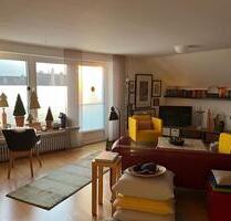 Helle Dachgeschosswohnung in zentraler Lage - Beverungen