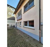 Sanierte 2 Zimmer, EBK, Bad, EG-Wohnung - Heitersheim