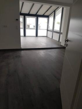 Foto - Moderne sarnierte 3-Zimmer-Wohnung in ruhiger & zentraler Lage