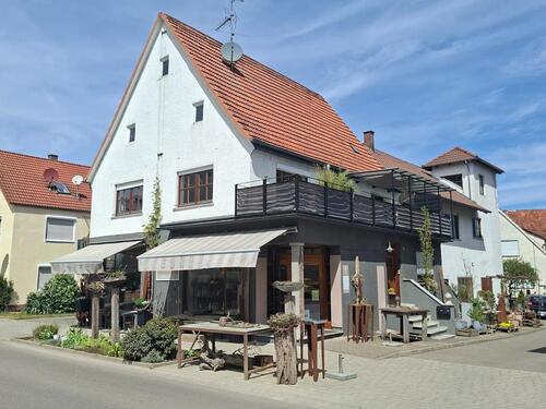 Foto - Wohn- & Geschäftshaus 