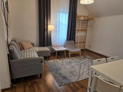 Foto - Charmante 4,5-Zimmer-Altbauwohnung in Griesheim