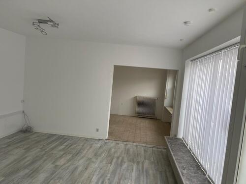 Foto - Büro Ladenlokal - 800,00&nbsp;EUR Kaltmiete, ca.&nbsp; 90,00&nbsp;m&sup2;