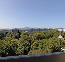 Luftdurchflutete 4-5 Zimmer Wohnung provisionfrei zu verkaufen - Frankfurt am Main Bonames