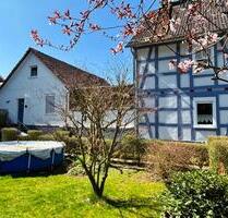 Zwei-Immobilien, großer Garten und historischem Charme - Gemünden (Felda)