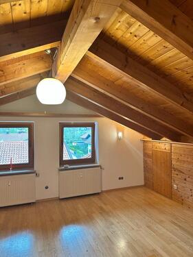 Foto - 1 Zimmer Dachgeschoßwohnung in Hausham