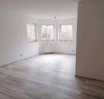 Zauberhaft gelegene 2 Zimmer Souterrain Wohnung - Apolda