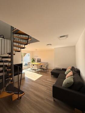 Foto - 2,5-Zi. Maisonette - befristet - 1.200,00 EUR Kaltmiete,