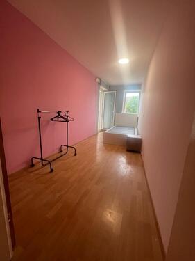 Foto - WG Zimmer frei! - 490,00&nbsp;EUR Kaltmiete, ca.&nbsp; 18,00&nbsp;m&sup2;