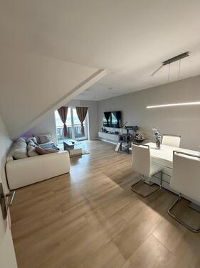 Foto - 3-Zimmer DG voll möblierte mit Garten und Stellplatz