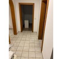 Wohnung zu vermieten - 850,00&nbsp;EUR Kaltmiete, ca.&nbsp; 100,00&nbsp;m&sup2; in Massing (PLZ: 84323)