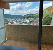Helle 1-Zimmer-Wohnung mit Balkon & Schlossblick in Bad Hönningen