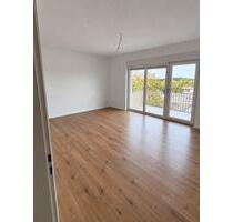 Moderne, frisch sanierte 2-Zimmer-Wohnung mit Balkon und Aufzug - Castrop-Rauxel