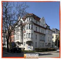 Repräsentative Büroeinheit mit Balkon, großem Foyer, Küche, 2 WCs im Erdgeschoss zu vermieten! - Zwickau Zwickau-Nord