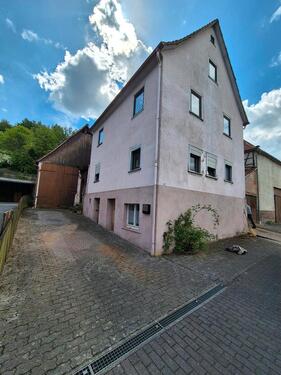 Foto - Haus Einfamilienhaus mit Scheune Tierhaltung Garten