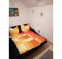 2 - Raum - Wohnung möbliert in Schmölln