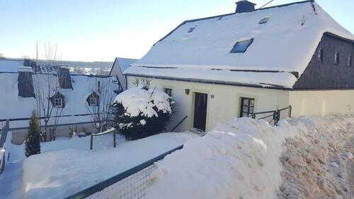 Foto - Bauernhaus + Scheune + Gärten in Oberfranken