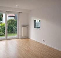 Gartenwohnung in Feldrandlage - helle 2-Zimmer-Erdgeschosswohnung mit Süd-West-Terrasse - Kelkheim (Taunus)