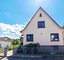 Kernsaniertes Haus – 2 Wohneinheiten, Terrasse, Garage, Keller - Birkenau